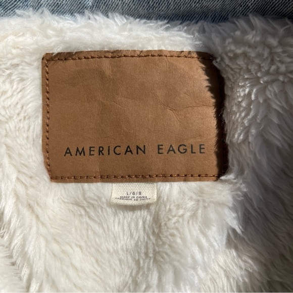 American Eagle Light Denim 90s Trucker Barn Jacket With Sherpa Lining Large - Picture 7 of 8